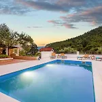 Lovely Apartment In Klek * Klek